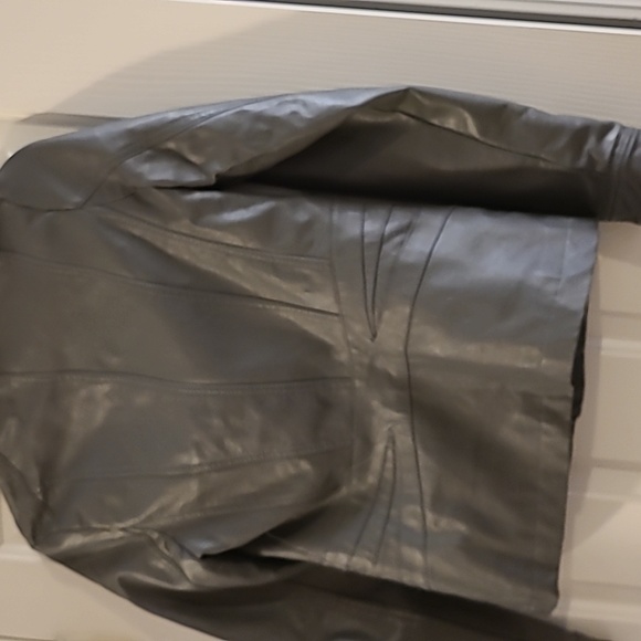 Women's sz xs gray faux leather jacket - Picture 7 of 7